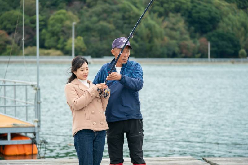 世界初！ハマチ養殖の池で放流魚の海釣り体験 - 1時間